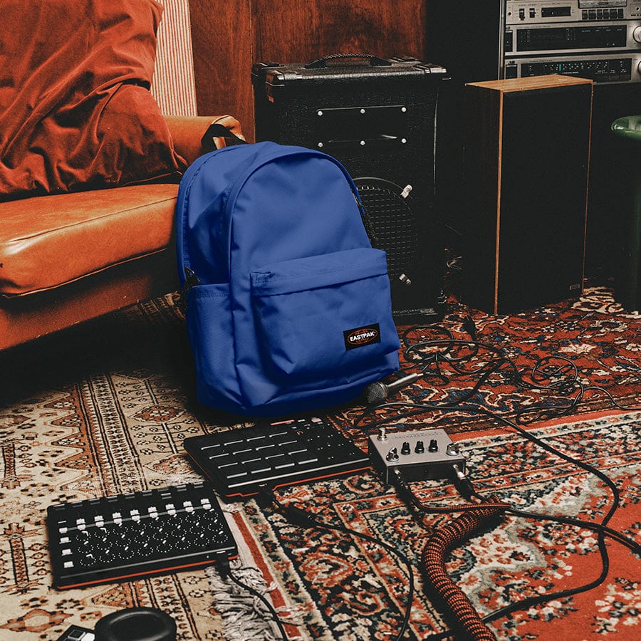 Eastpak Official Store | Built To Resist | 30 Year Warranty