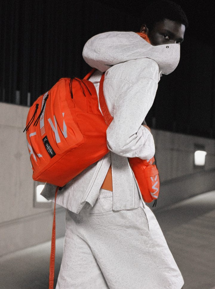 EASTPAK×シンプソンズ  EastPak×Snoopy ミニショルダーバッグ EASTPAK×シンプソンズ EastPak×Snoopy ミニショルダーバッグ