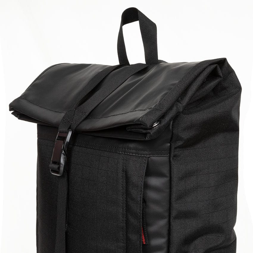 ★BLACKUP★ CNNCT Backpack Tekum TOP EJCBA25 80W EJCBA2580W TECUM L CNNCT TOP BLACK | Eastpak