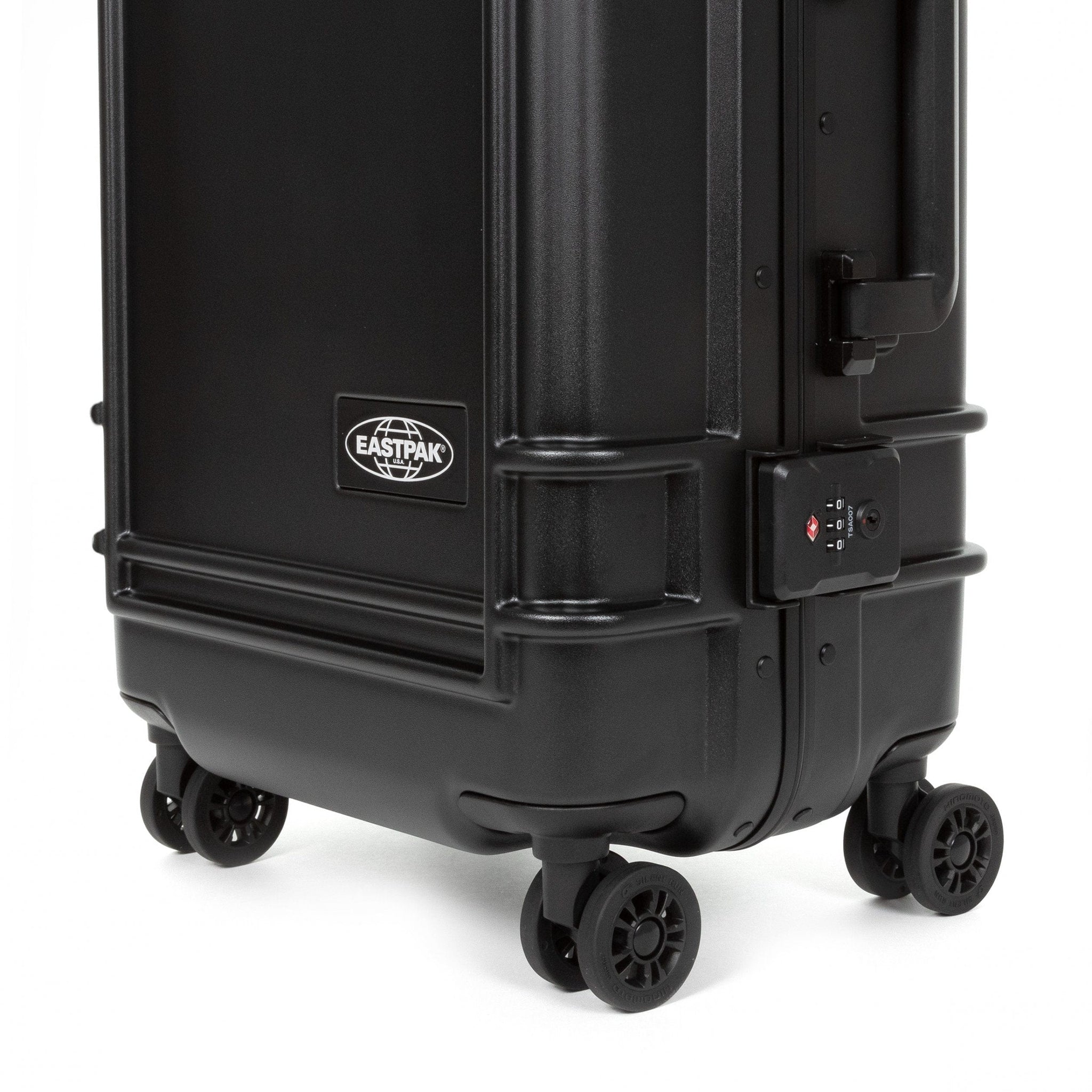 RESIST'R CASE S BLACK | Eastpak