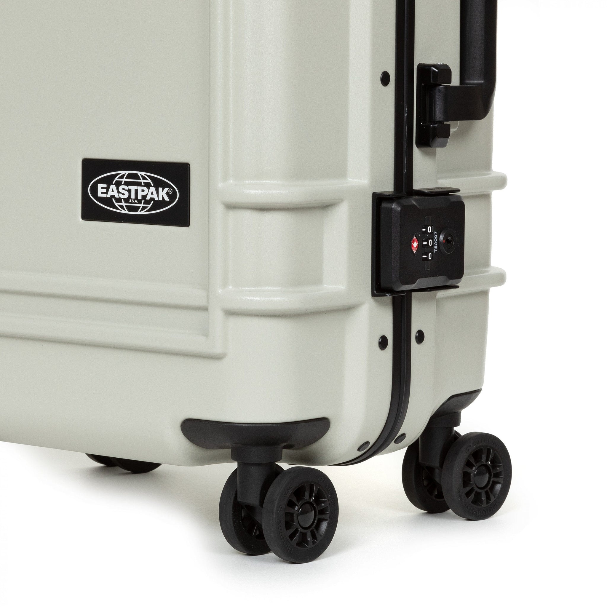 RESIST'R CASE S SAND | Eastpak
