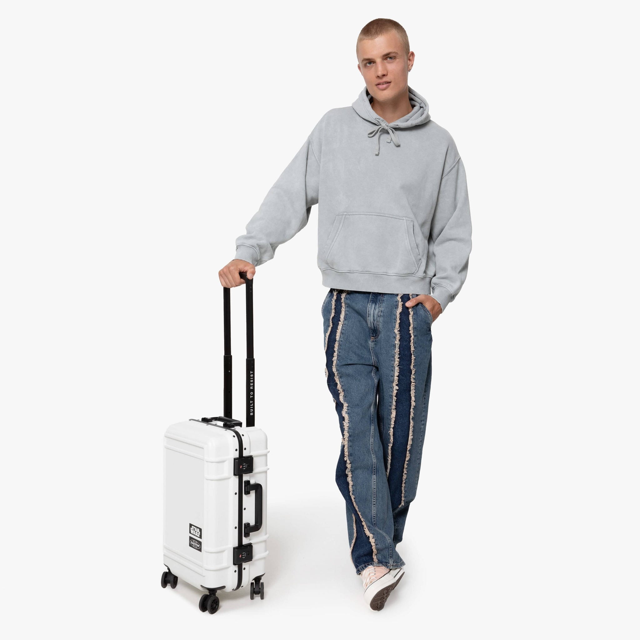 RESIST'R CASE S SW STORMTROOPER | Eastpak