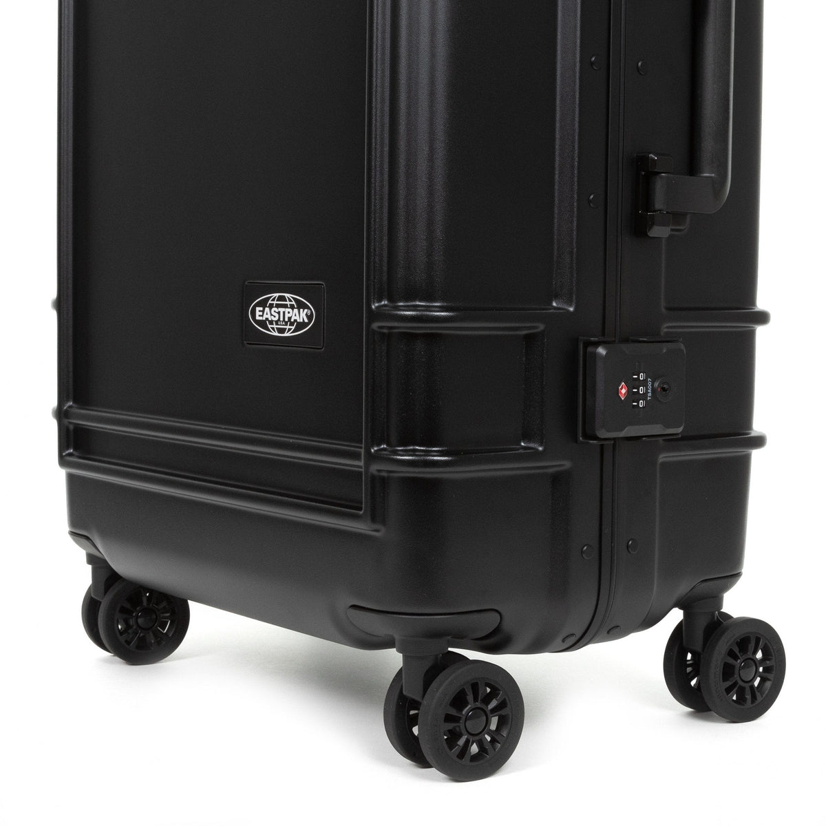 Eastpak RESIST'R CASE L Black  - 10
