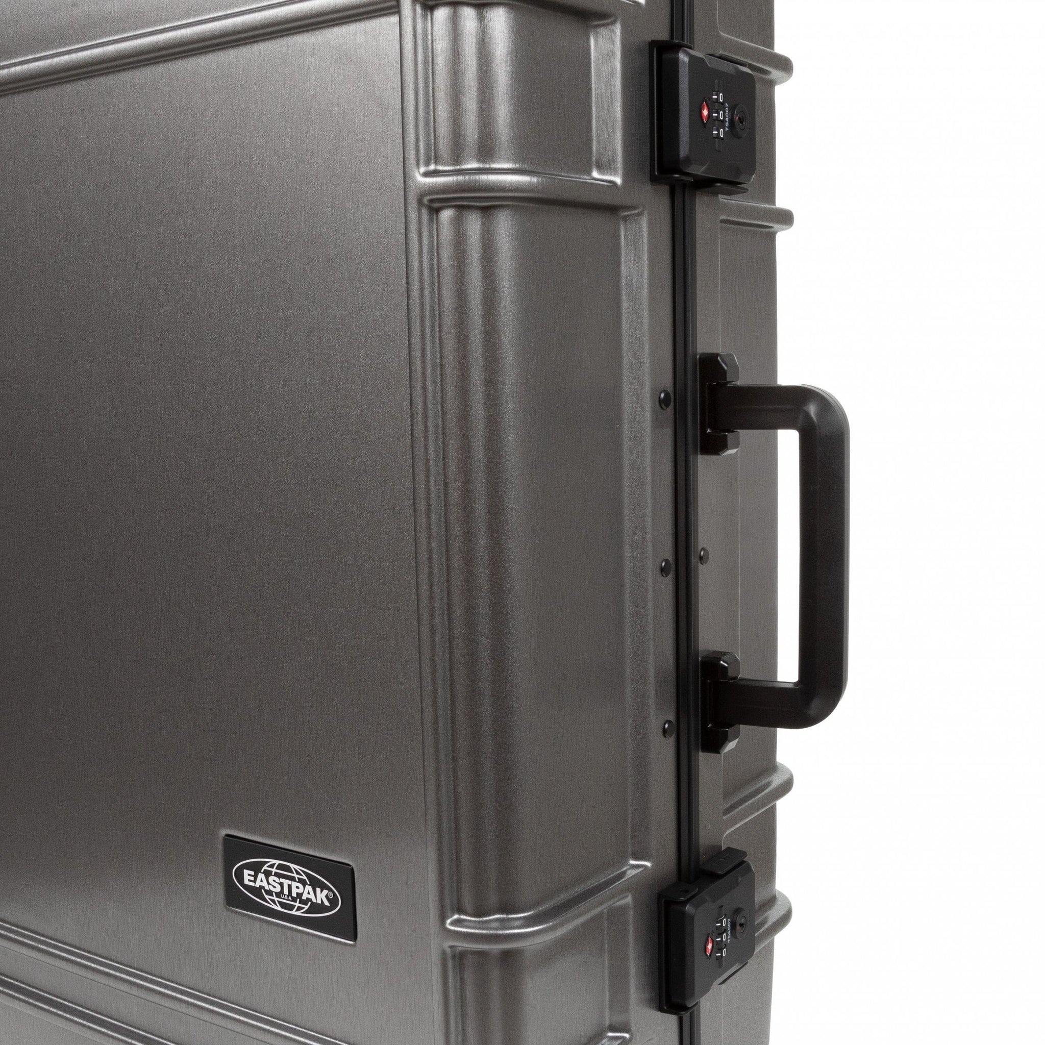RESIST'R CASE L BRUSHED METAL | Eastpak