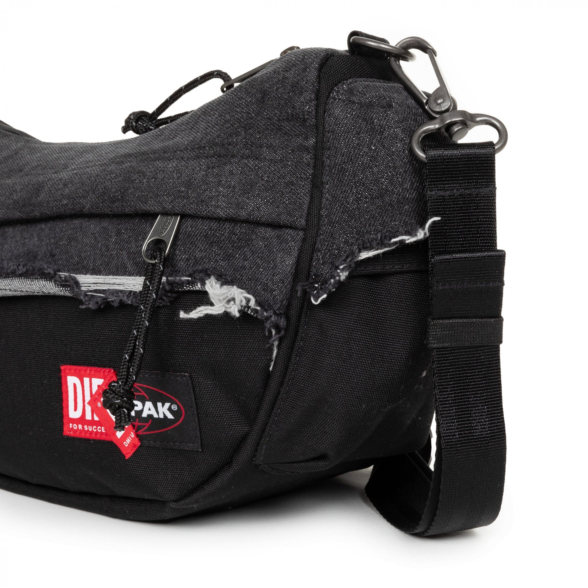 DIESEL SHOULDER BAG DSL MASH UP | Eastpak