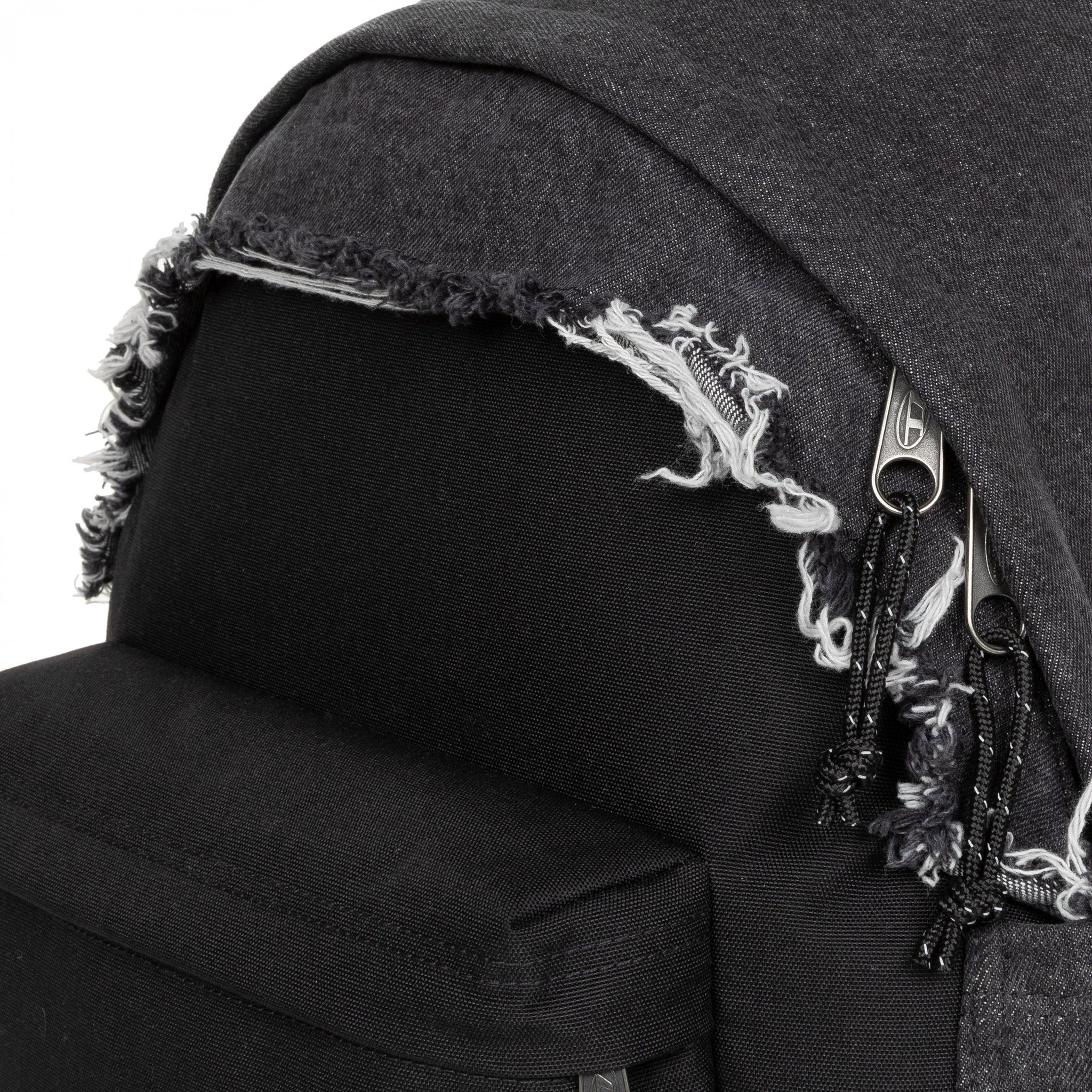DIESEL DAY PAK'R DSL MASH UP | Eastpak