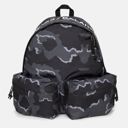 Undercover Doubl'R Uc Black Camo Front View